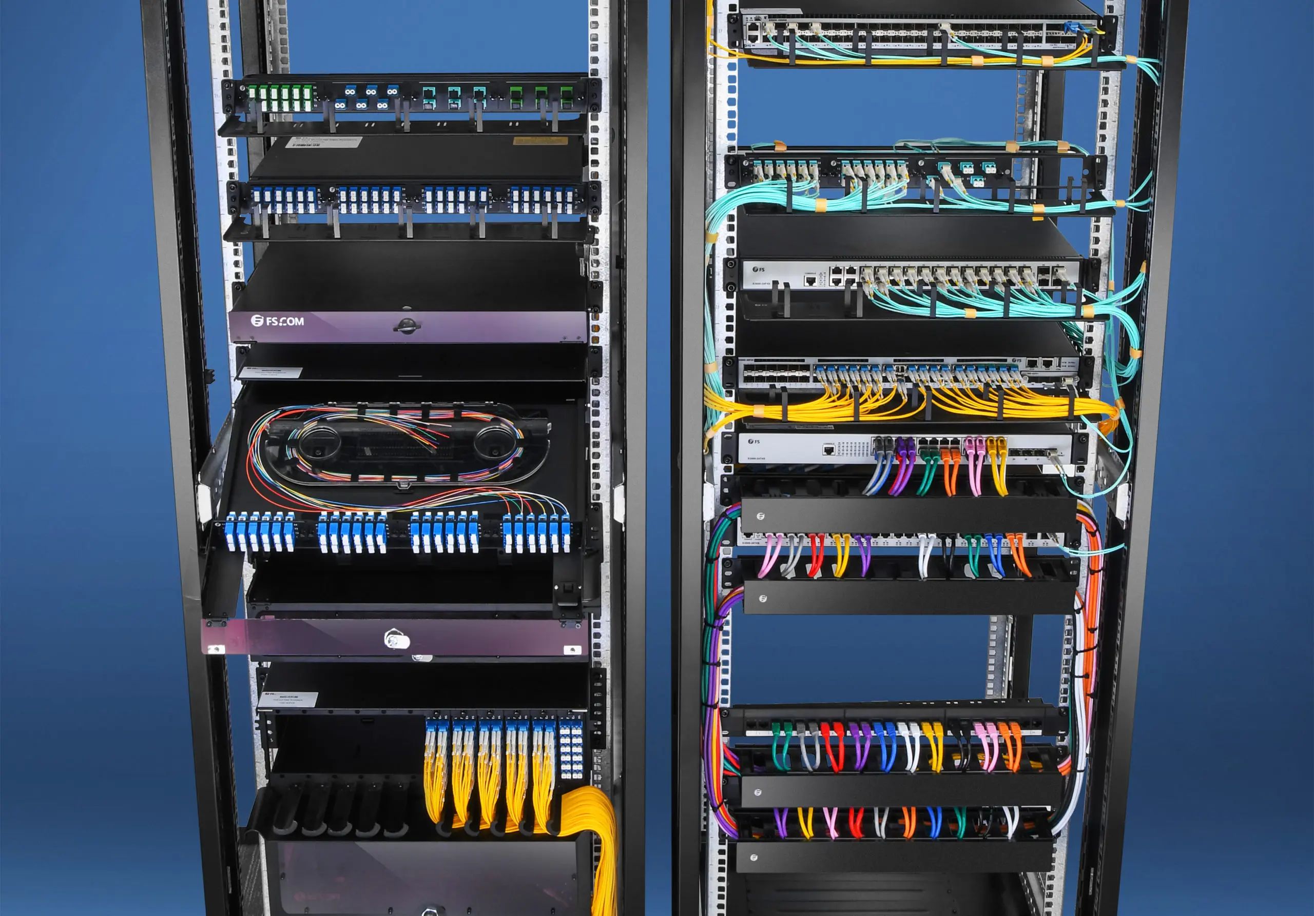 Instalación de fibra óptica, redes de datos y cableado estructurado.