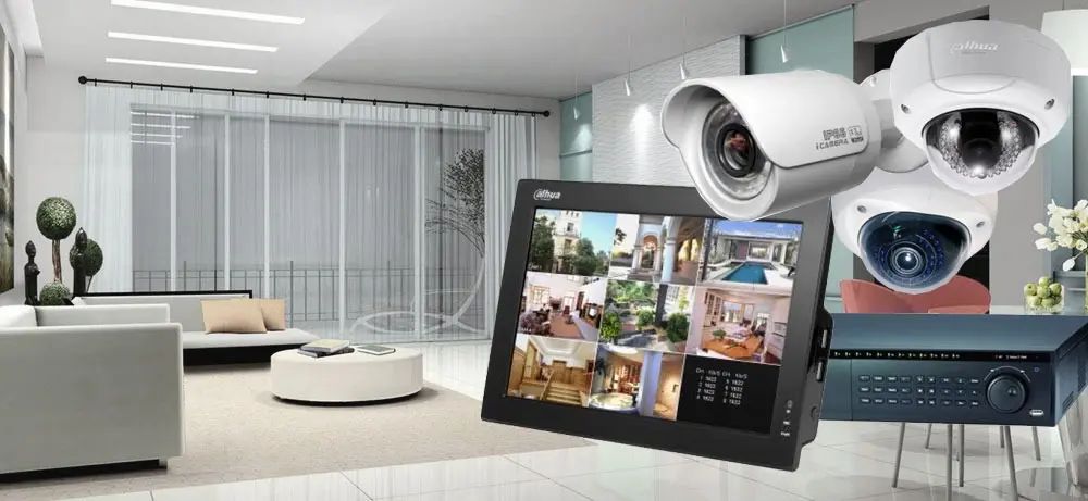 Instalación de cámaras de videovigilancia y control de acceso.