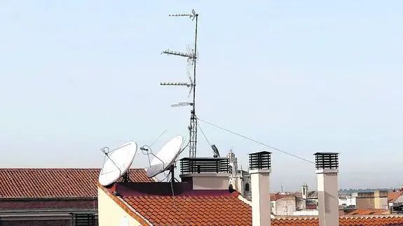 TODO: descripción de "Instalación de antena"