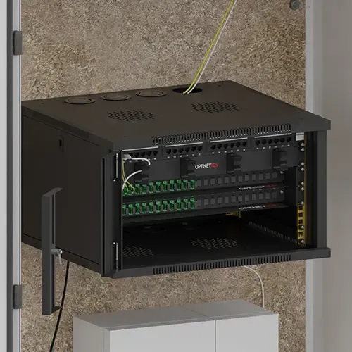 TODO: descripción de "Instalación de fibra óptica"