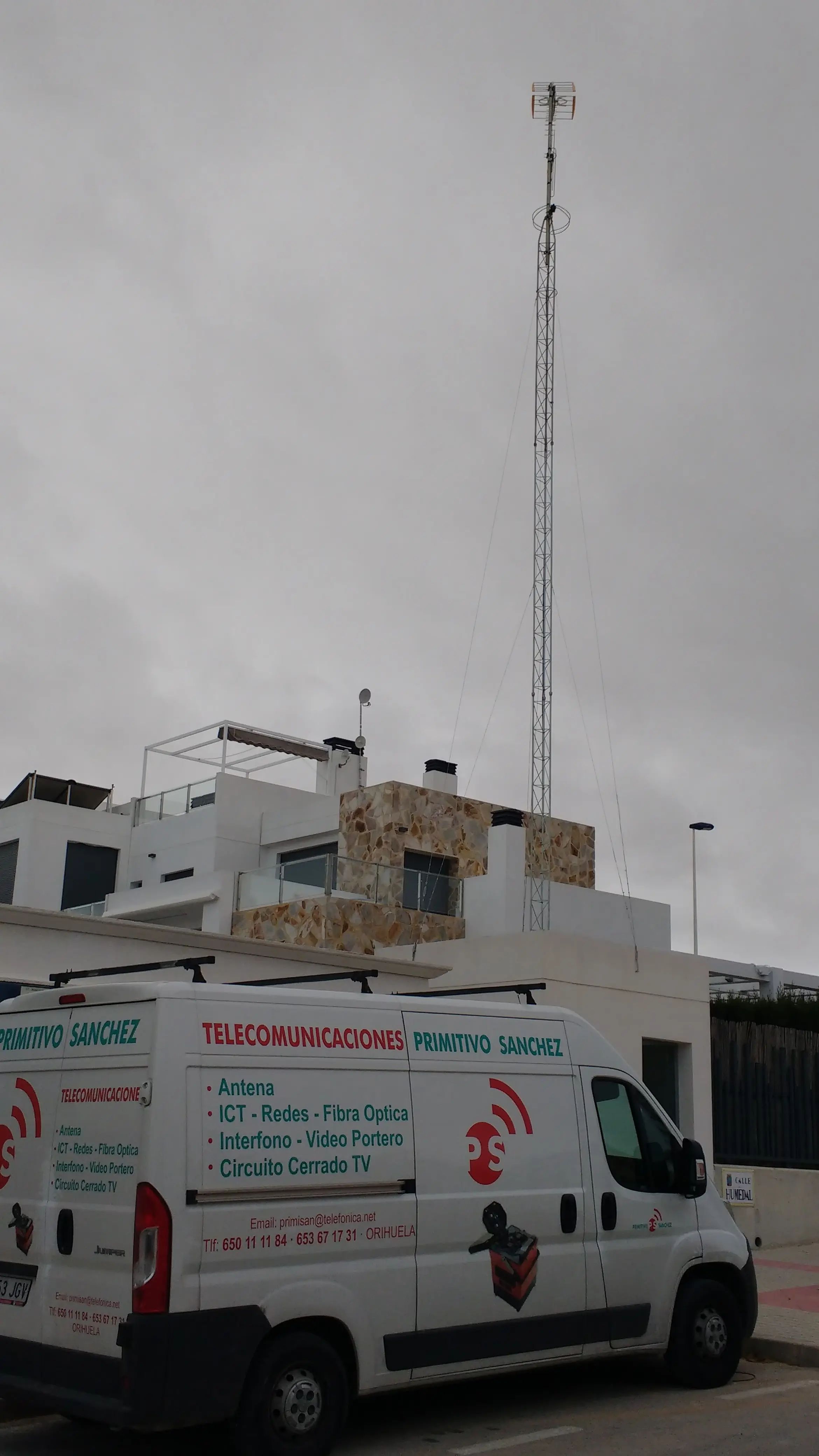 TODO: descripción de "Instalación de antena"
