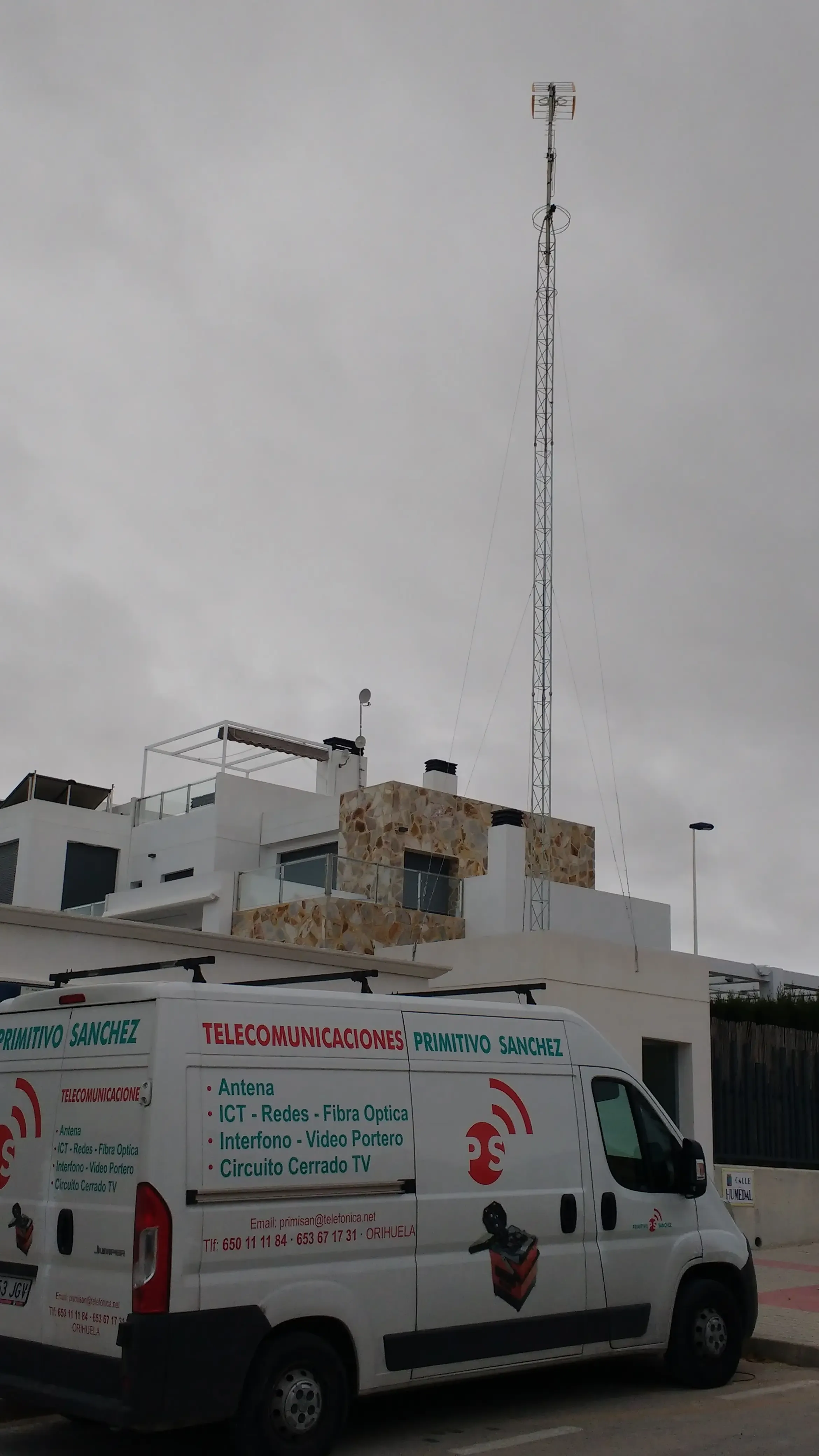 TODO: descripción de "Instalación de antena"